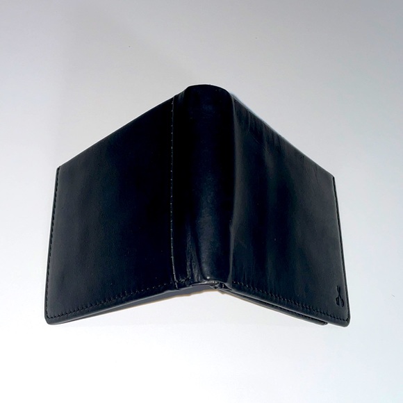 RFID Extra Capacity Slimfold Wallet - Picture 5 of 10